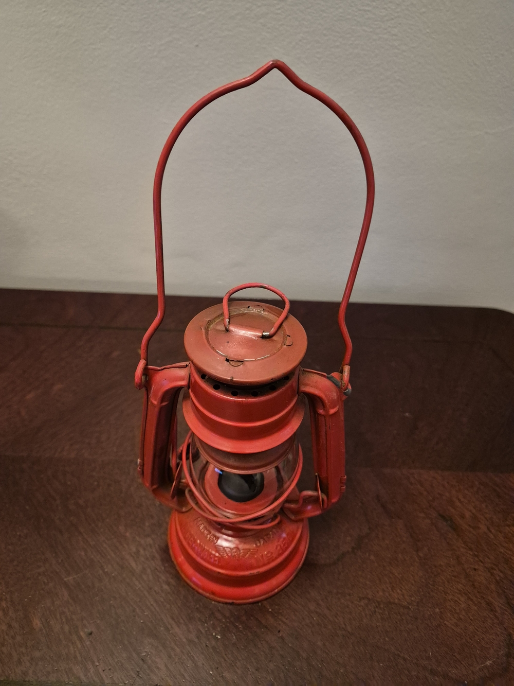 Vintage-wingedwheel Red Metal Lantern Made In JAPAN‎